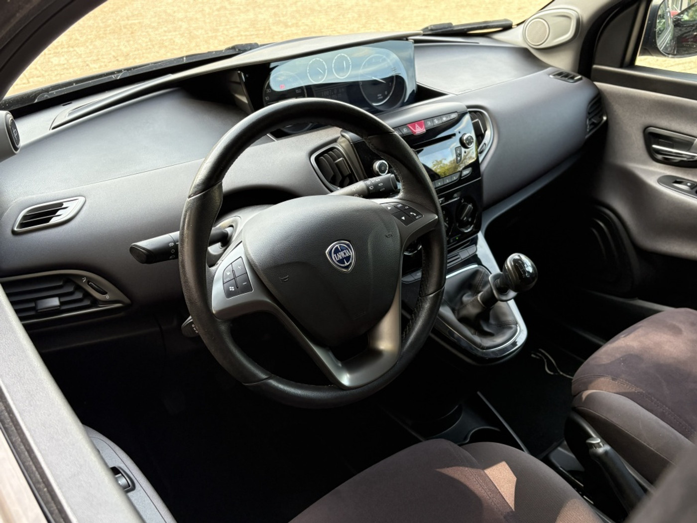 Foto van Lancia Ypsilon