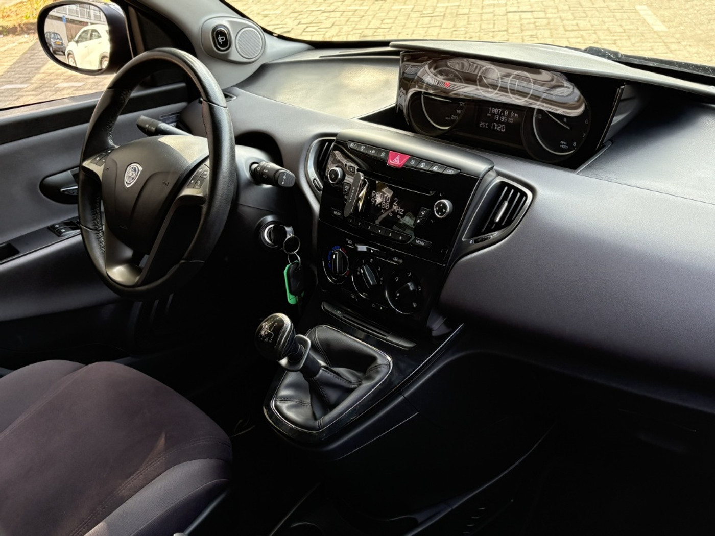 Foto van Lancia Ypsilon