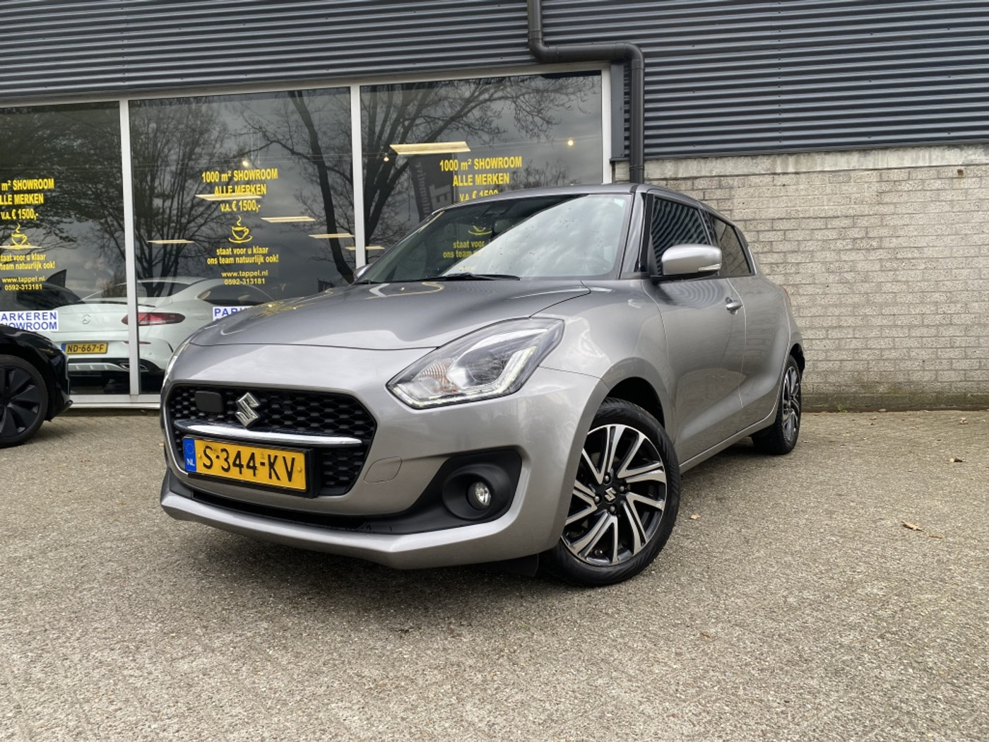 Suzuki Swift 1.2 Style Smart Hybrid 2023 - voorkant