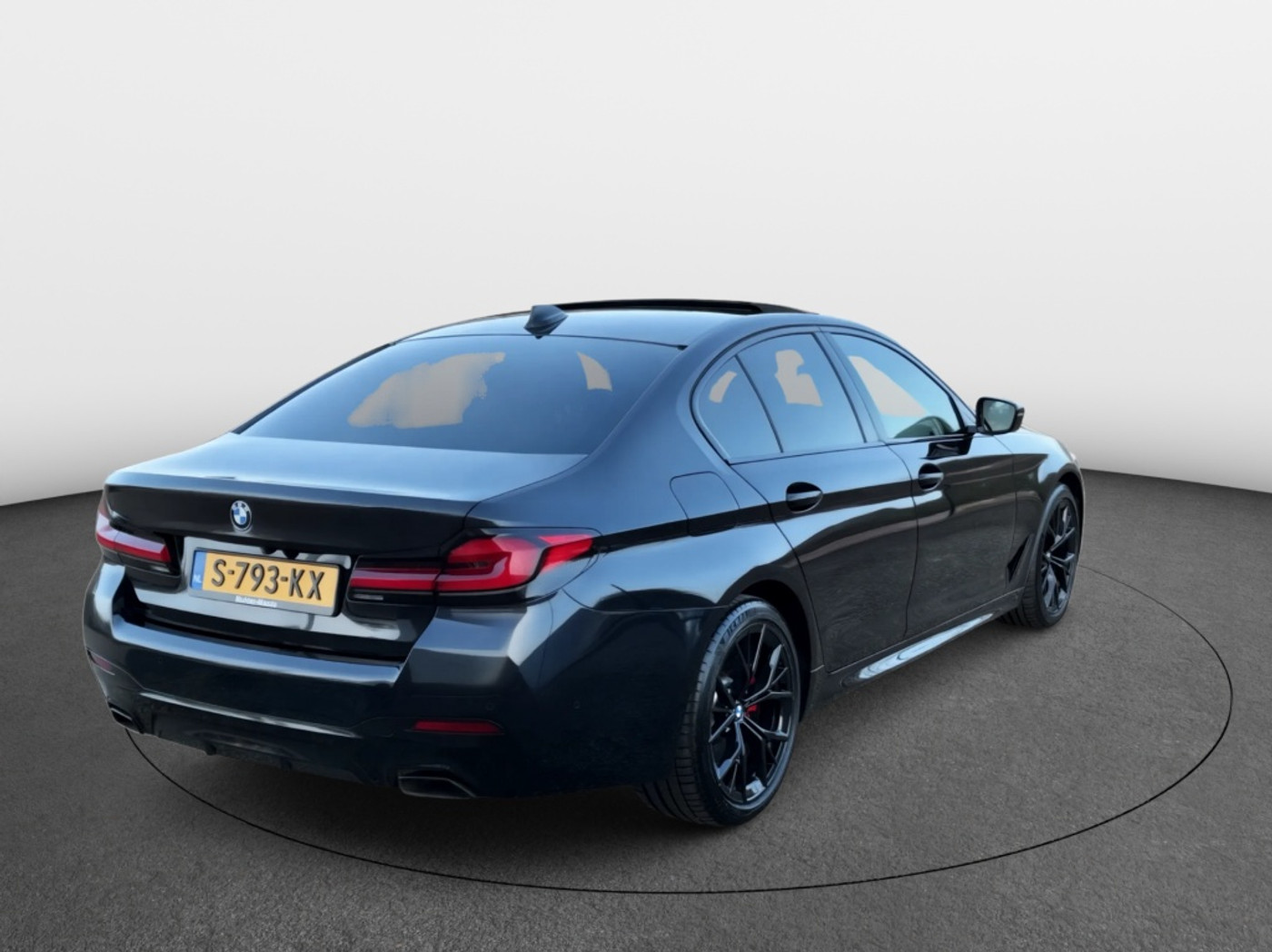 Foto van BMW 545e xDrive