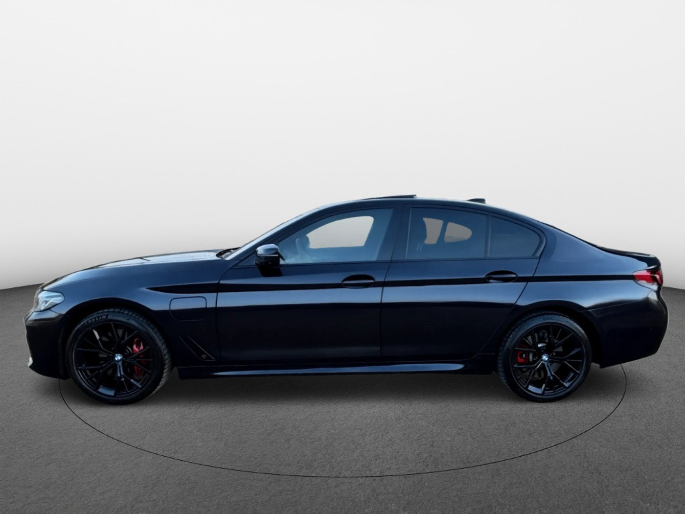 Foto van BMW 545e xDrive