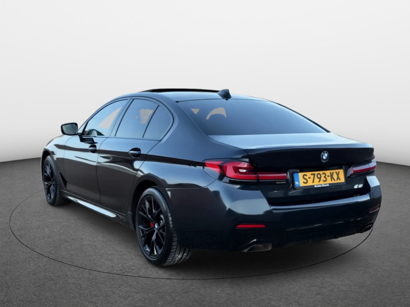 Foto van BMW 545e xDrive