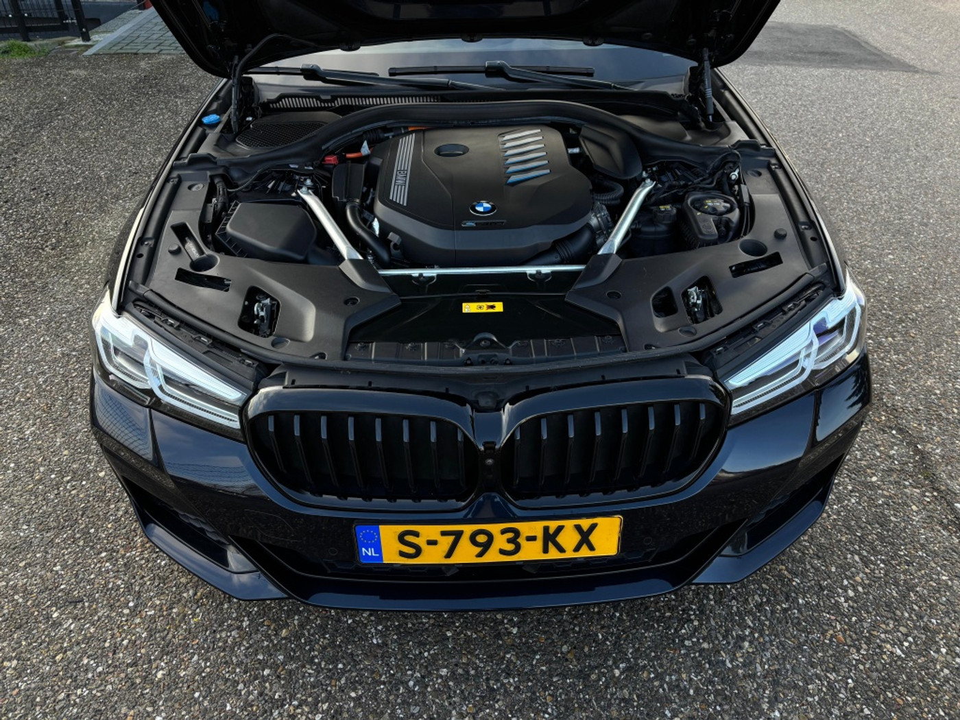 Foto van BMW 545e xDrive