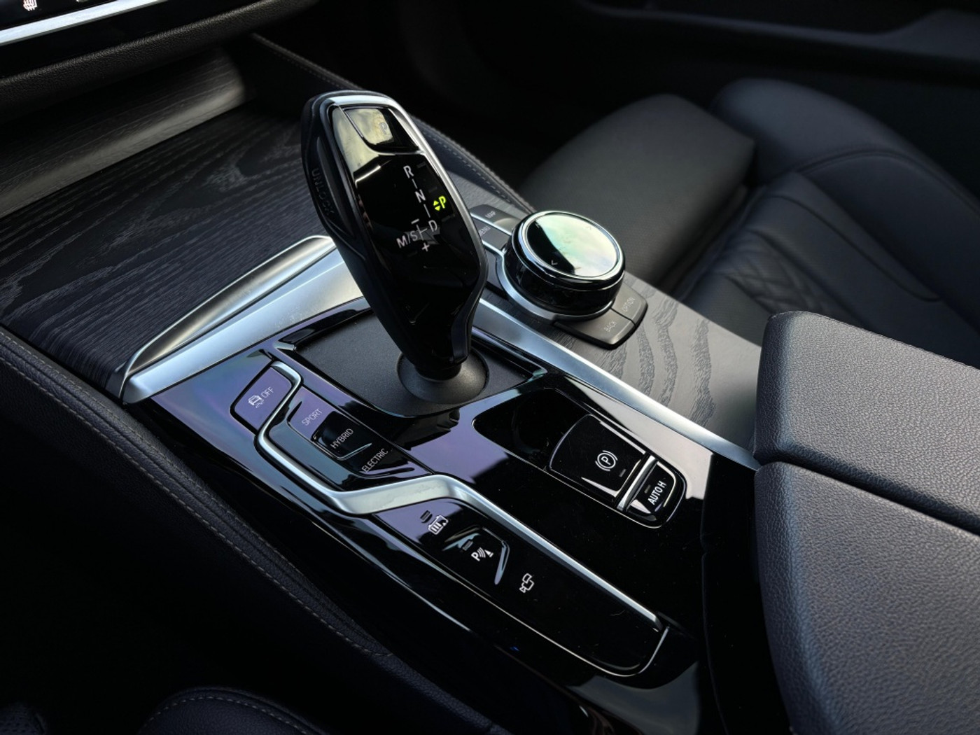 Foto van BMW 545e xDrive