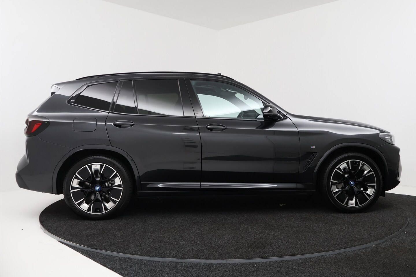 Foto van BMW Ix3