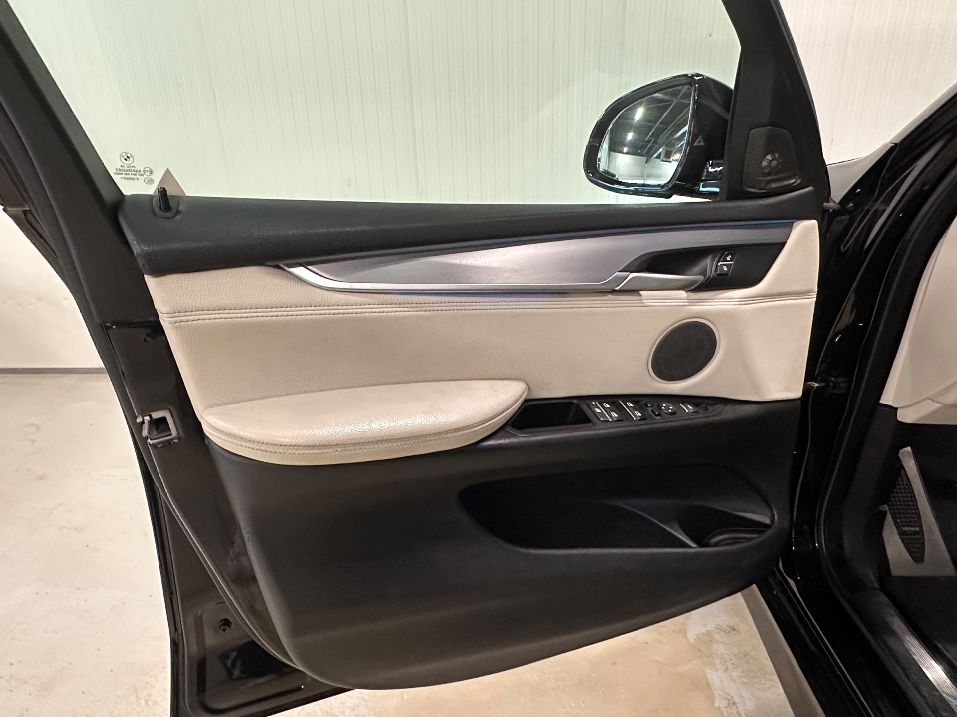 Foto van BMW X5 Xdrive50i