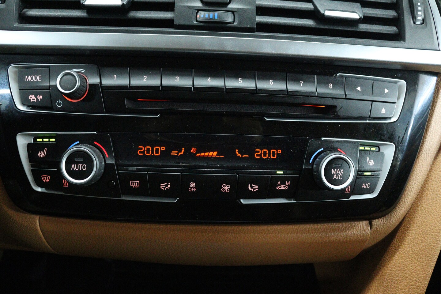 Foto van BMW 318i
