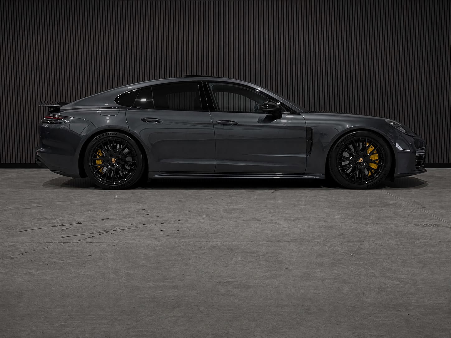 Foto van Porsche Panamera Turbo S E-hybrid