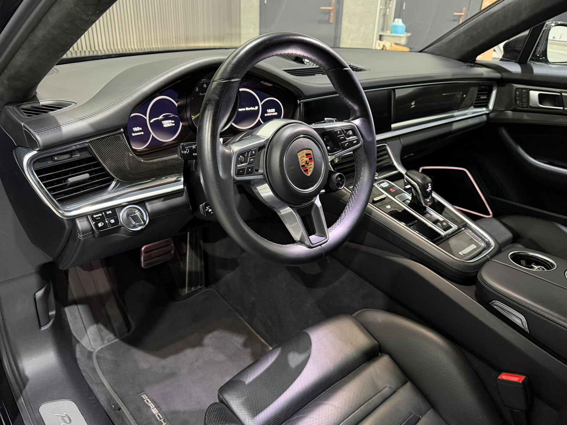 Foto van Porsche Panamera Turbo S E-hybrid