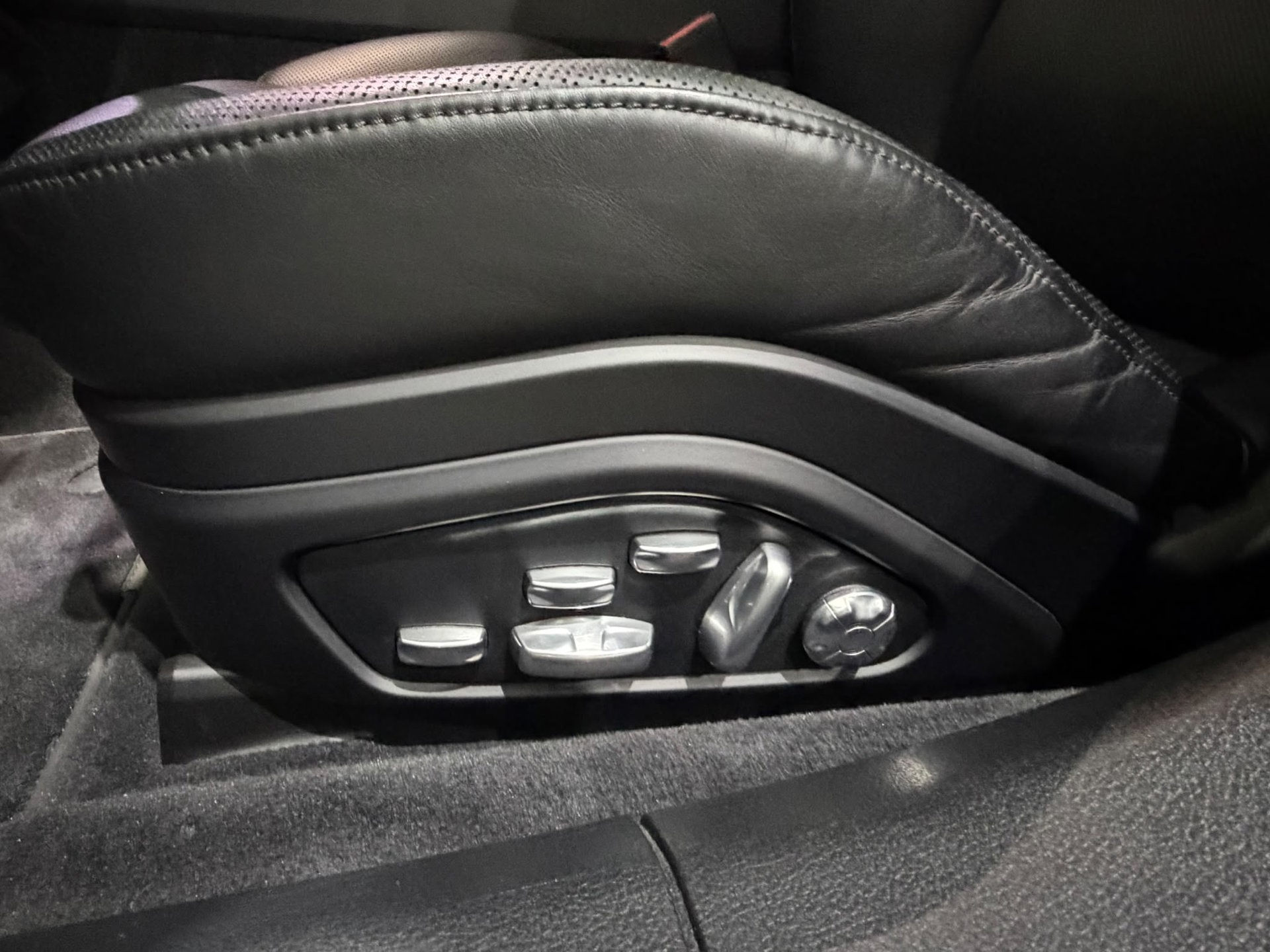 Foto van Porsche Panamera Turbo S E-hybrid