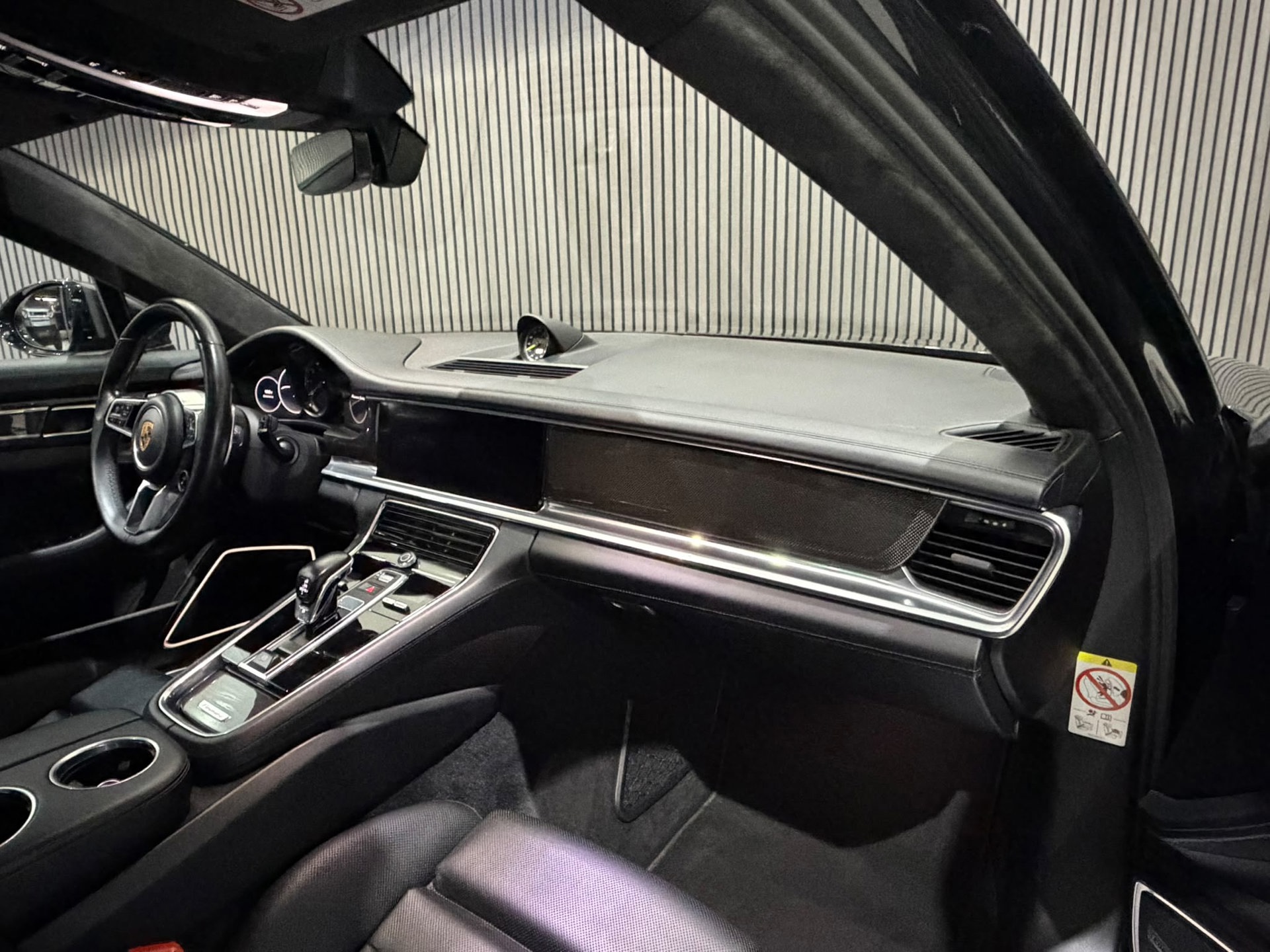 Foto van Porsche Panamera Turbo S E-hybrid