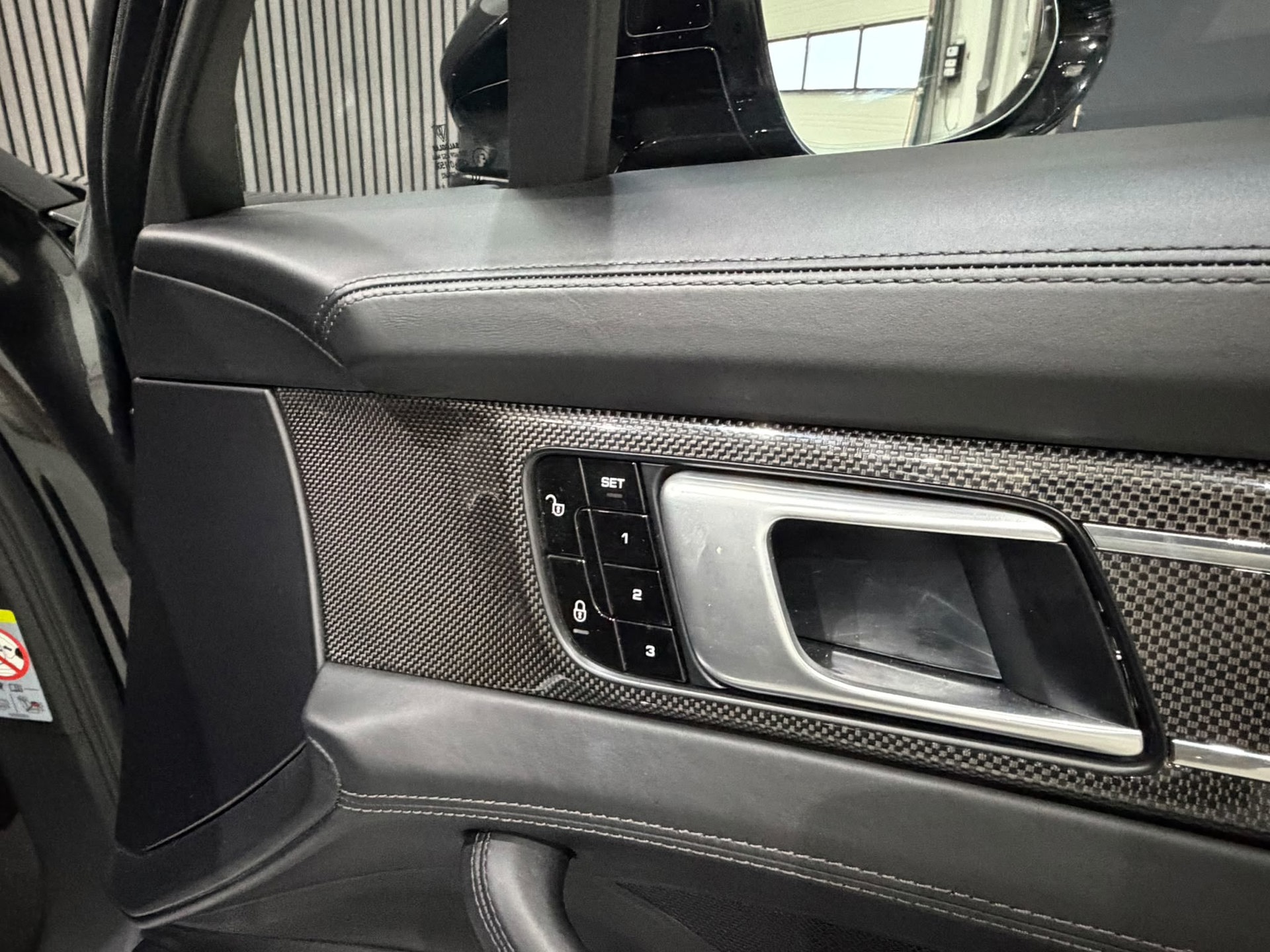Foto van Porsche Panamera Turbo S E-hybrid