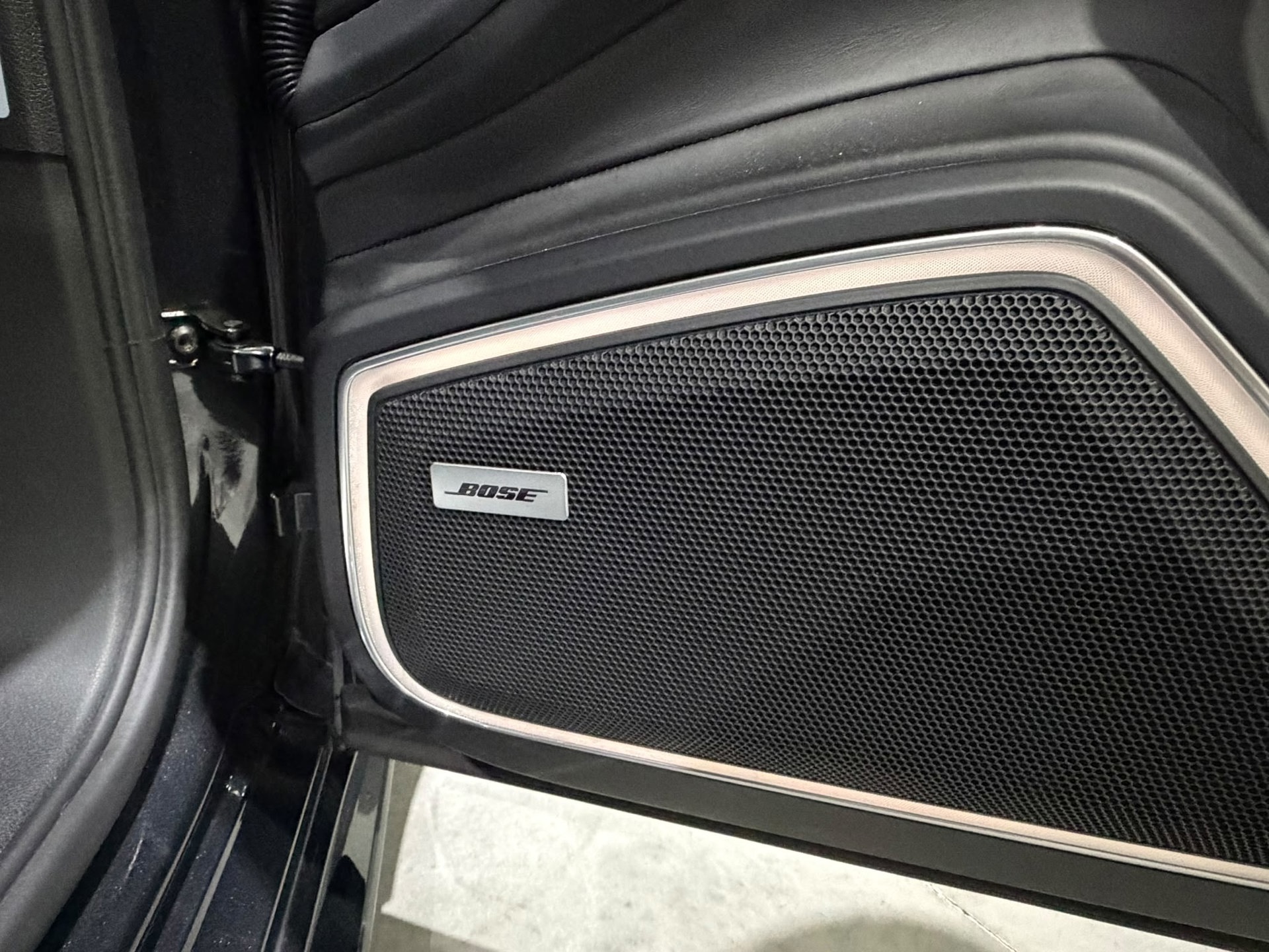 Foto van Porsche Panamera Turbo S E-hybrid