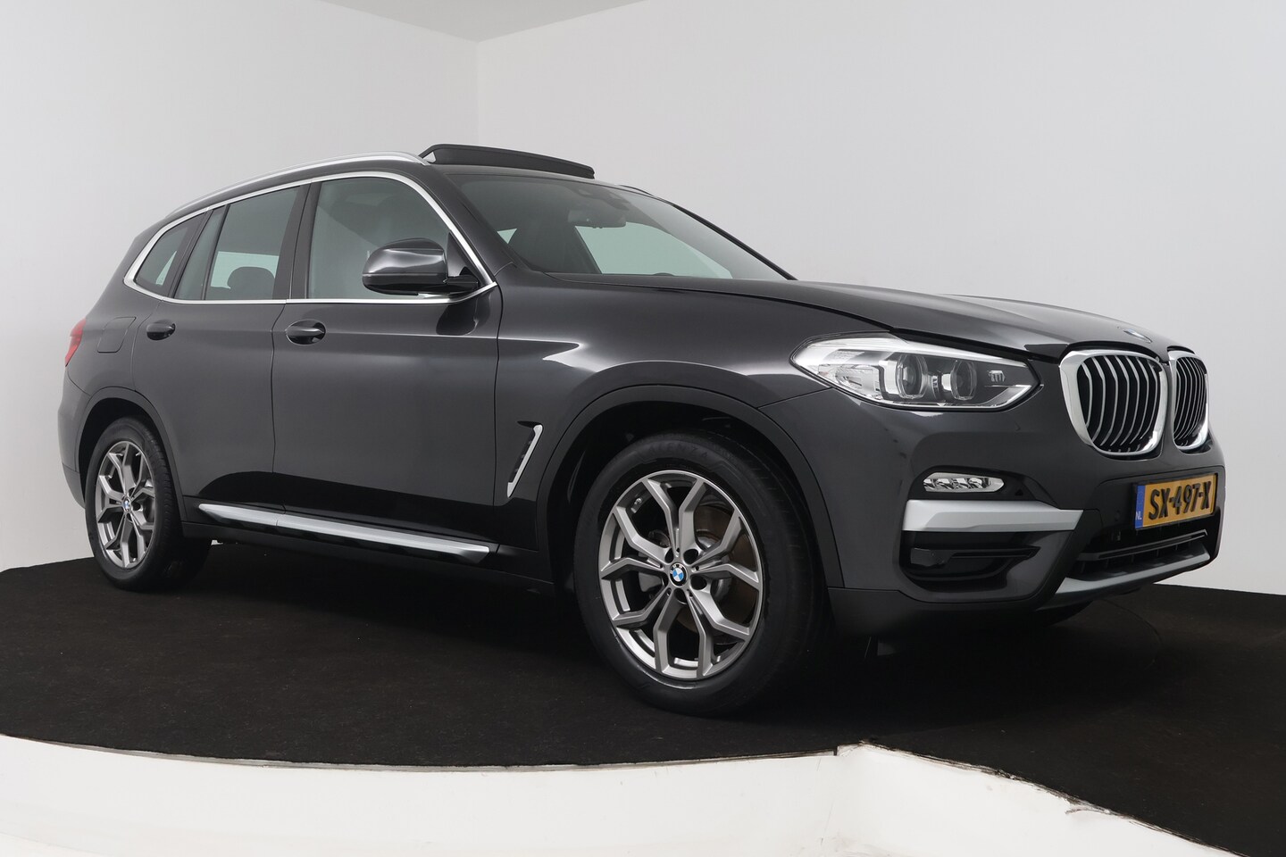 Foto van BMW X3 Xdrive20i