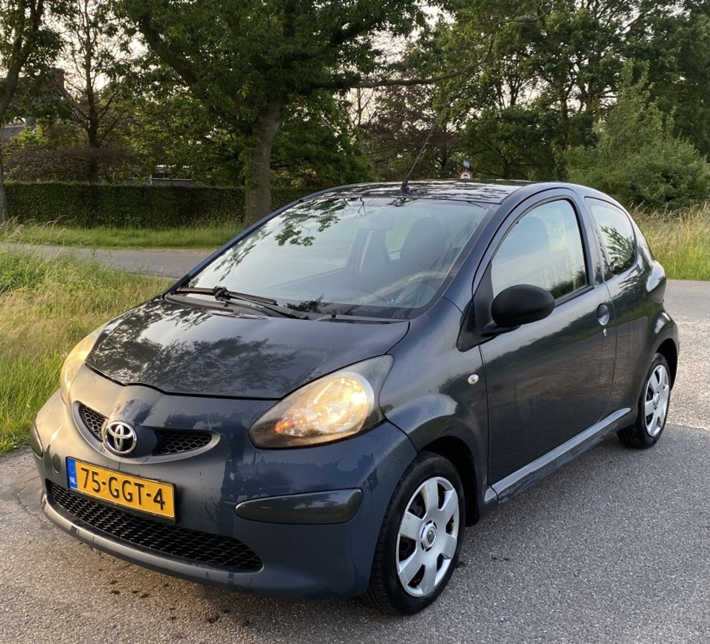Toyota Toyota Aygo 1.0-12V 2008 - voorkant