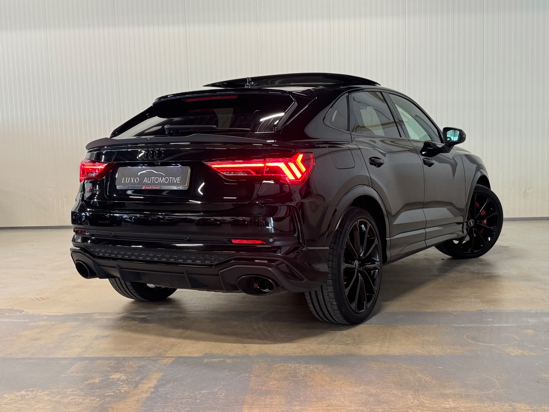 Foto van Audi RS Q3 Sportback