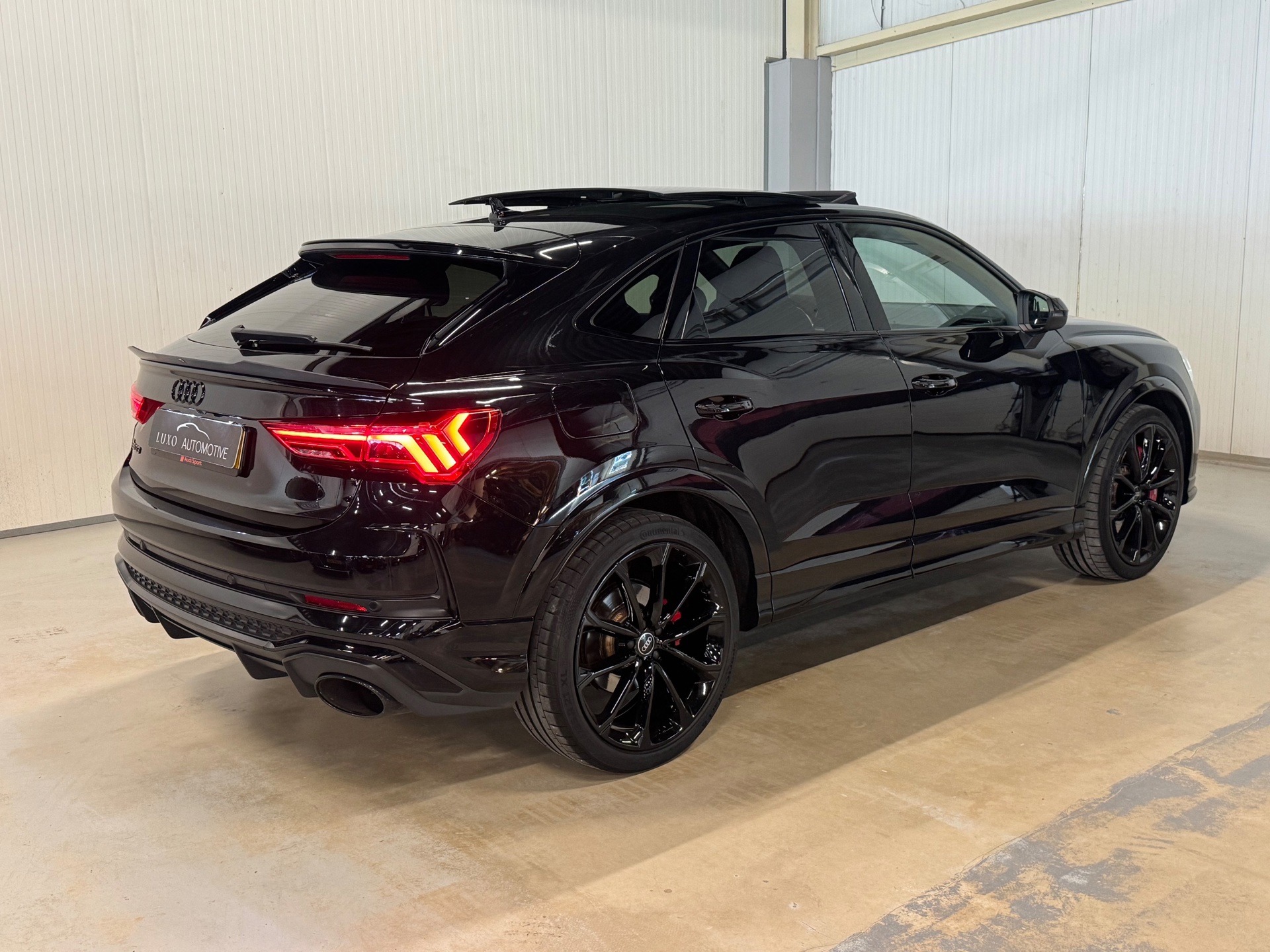Foto van Audi RS Q3 Sportback
