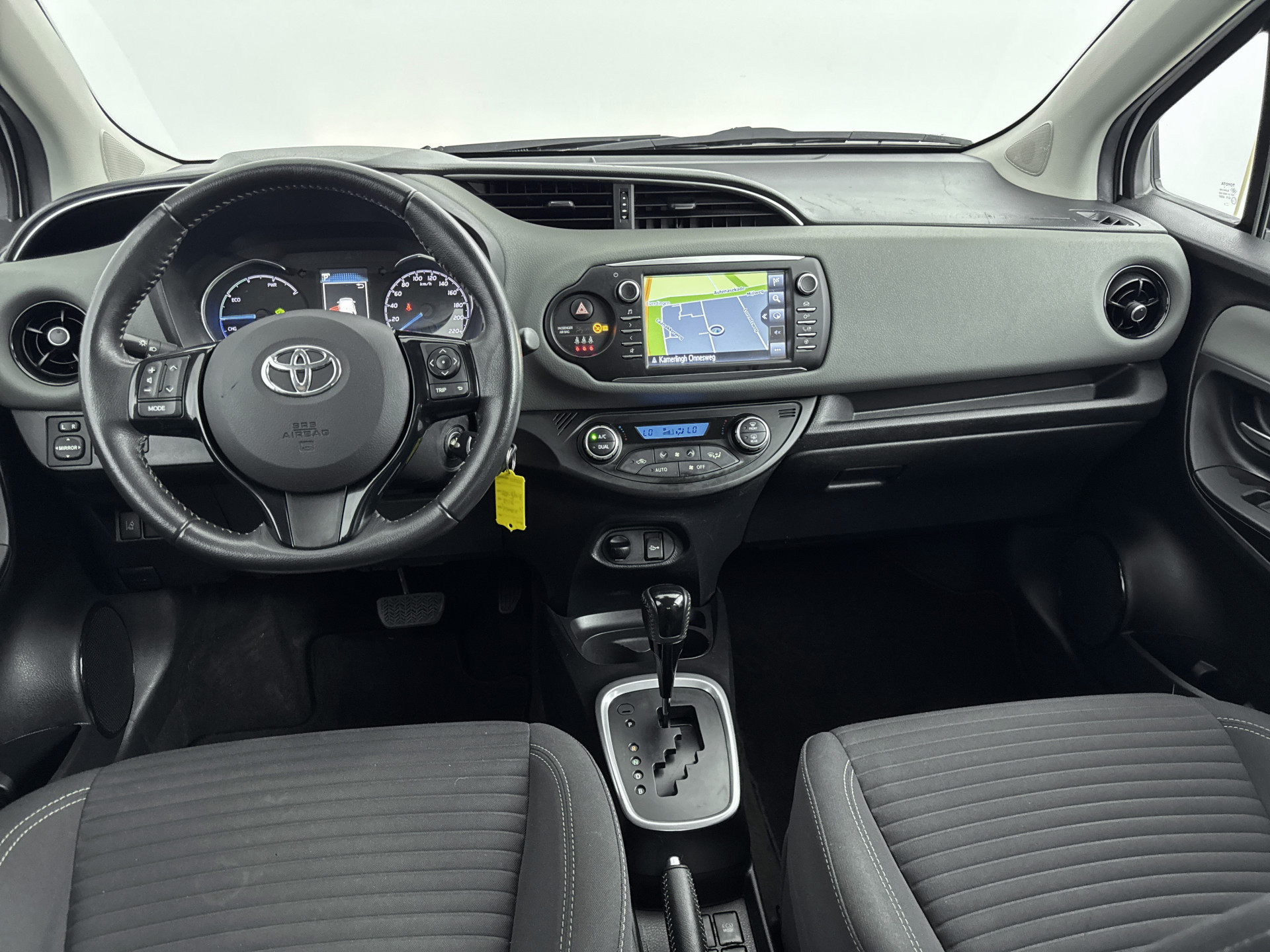 Foto van Toyota Toyota Yaris Hybrid