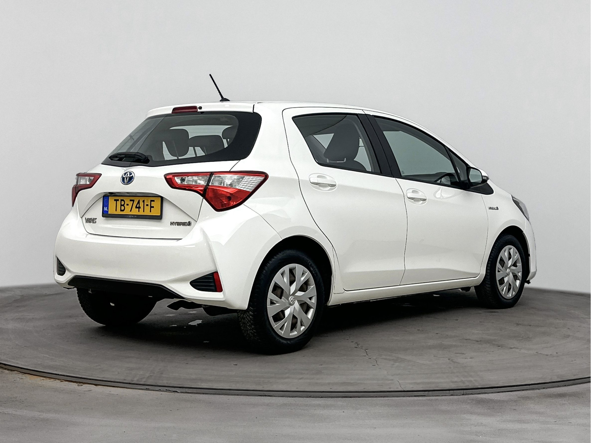 Foto van Toyota Toyota Yaris Hybrid