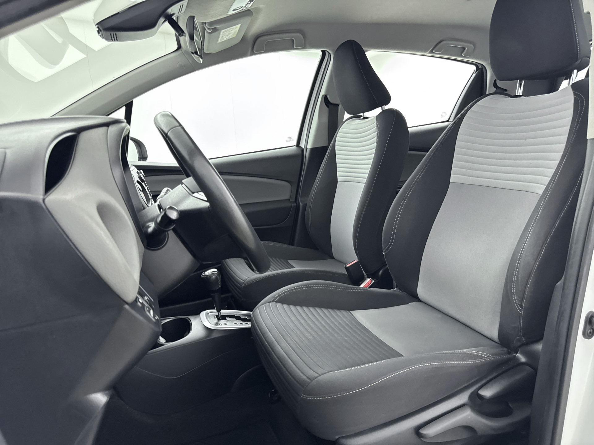 Foto van Toyota Toyota Yaris Hybrid