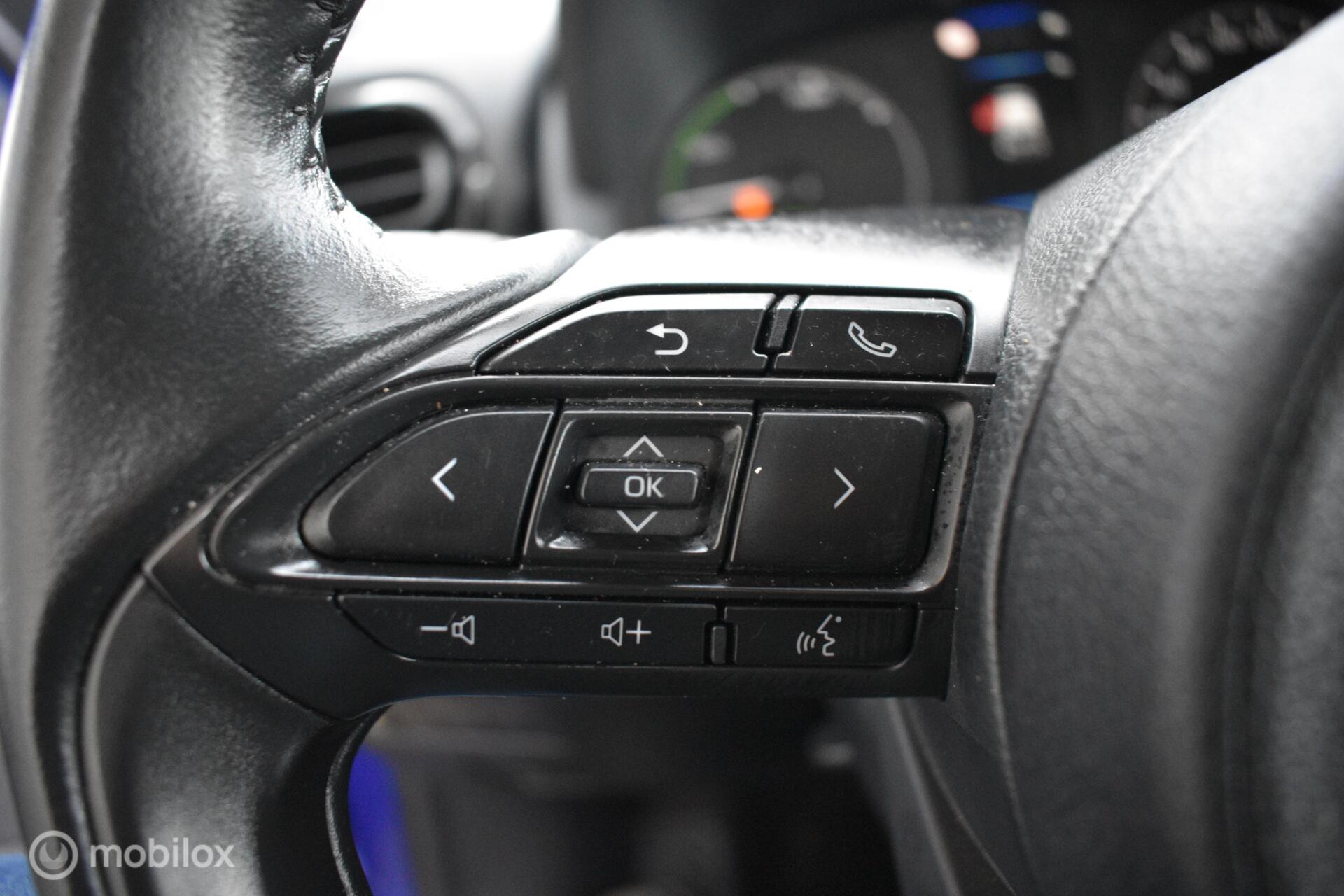 Foto van Mazda Mazda2 Hybrid