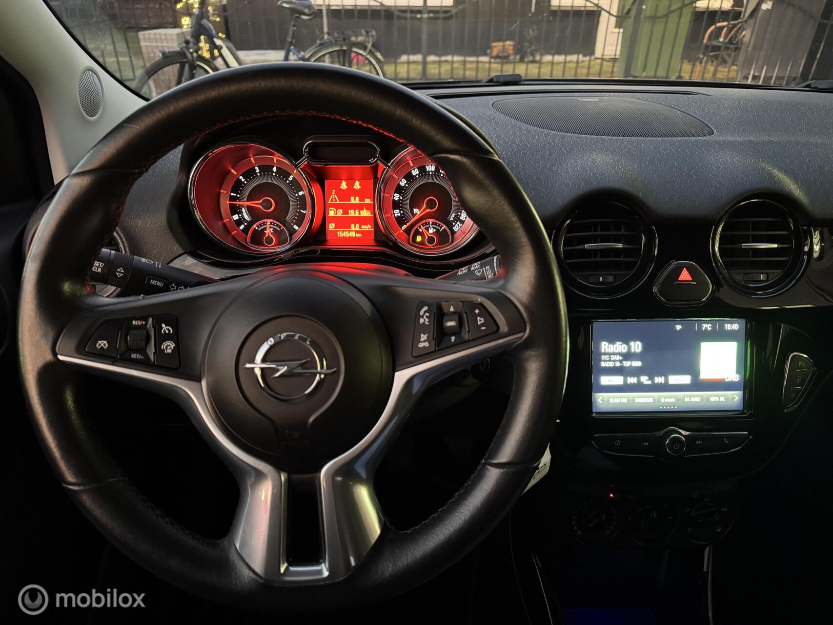 Foto van Opel Adam