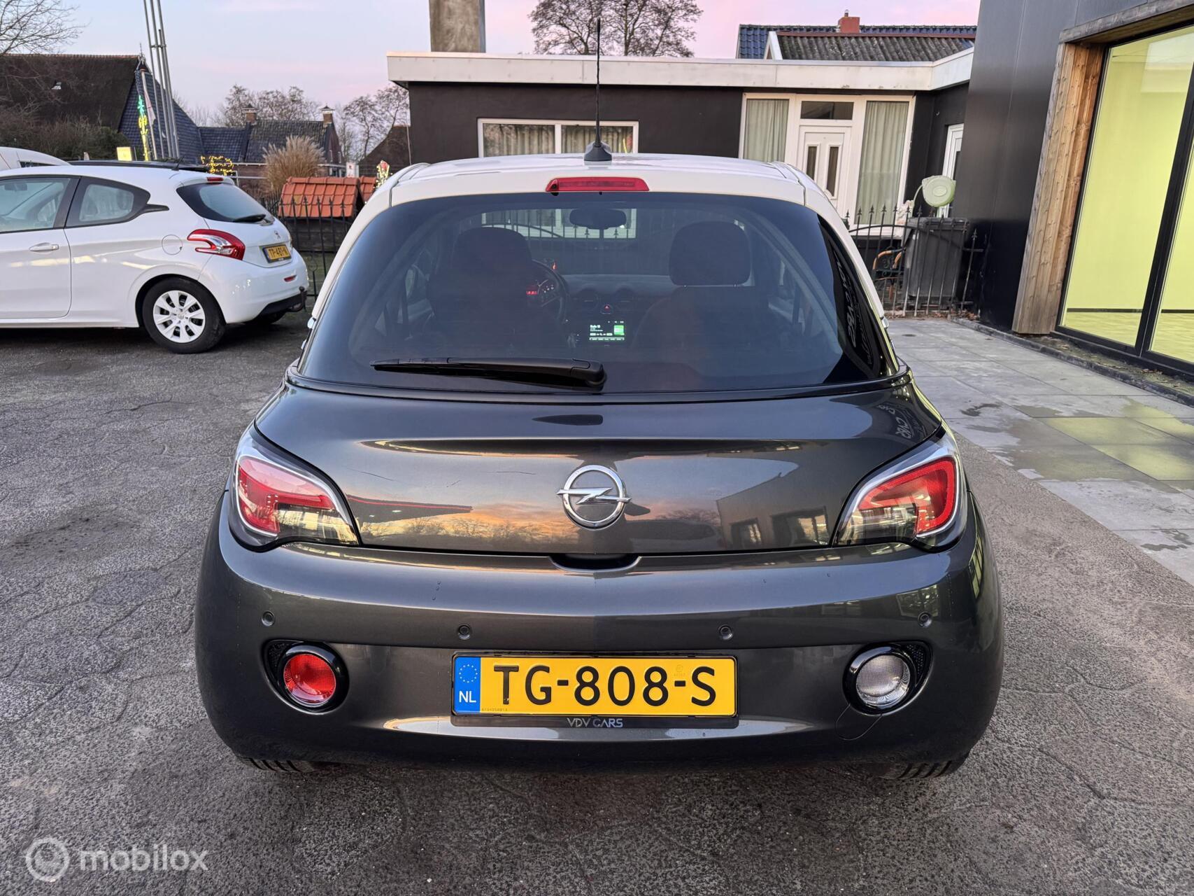 Foto van Opel Adam