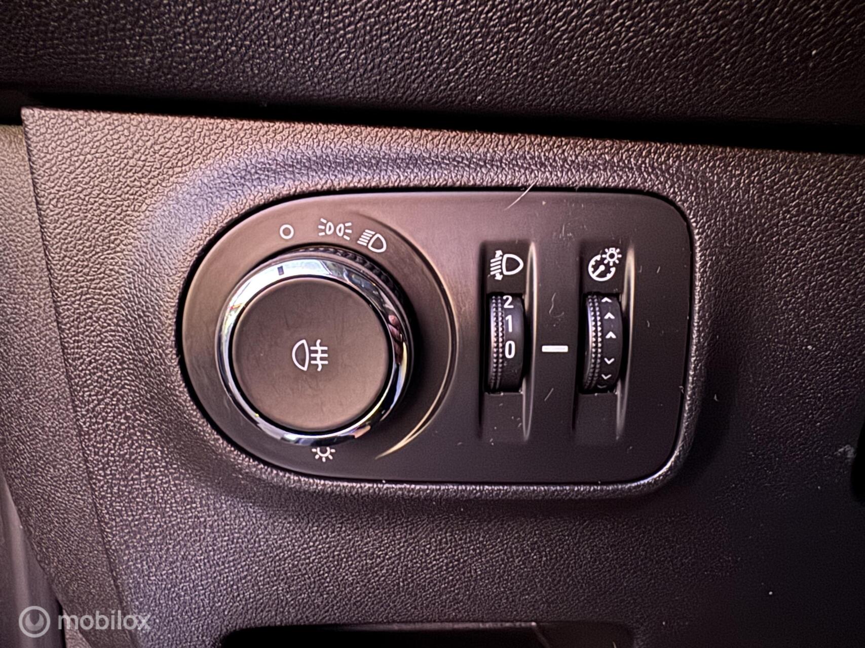Foto van Opel Adam