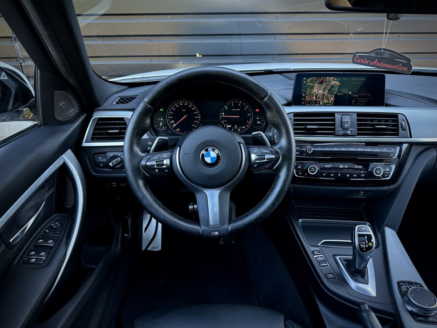 Foto van BMW 320i