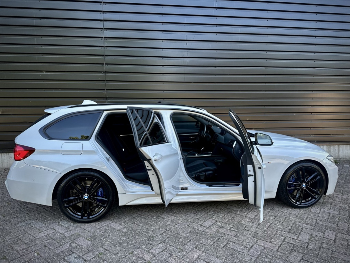 Foto van BMW 320i