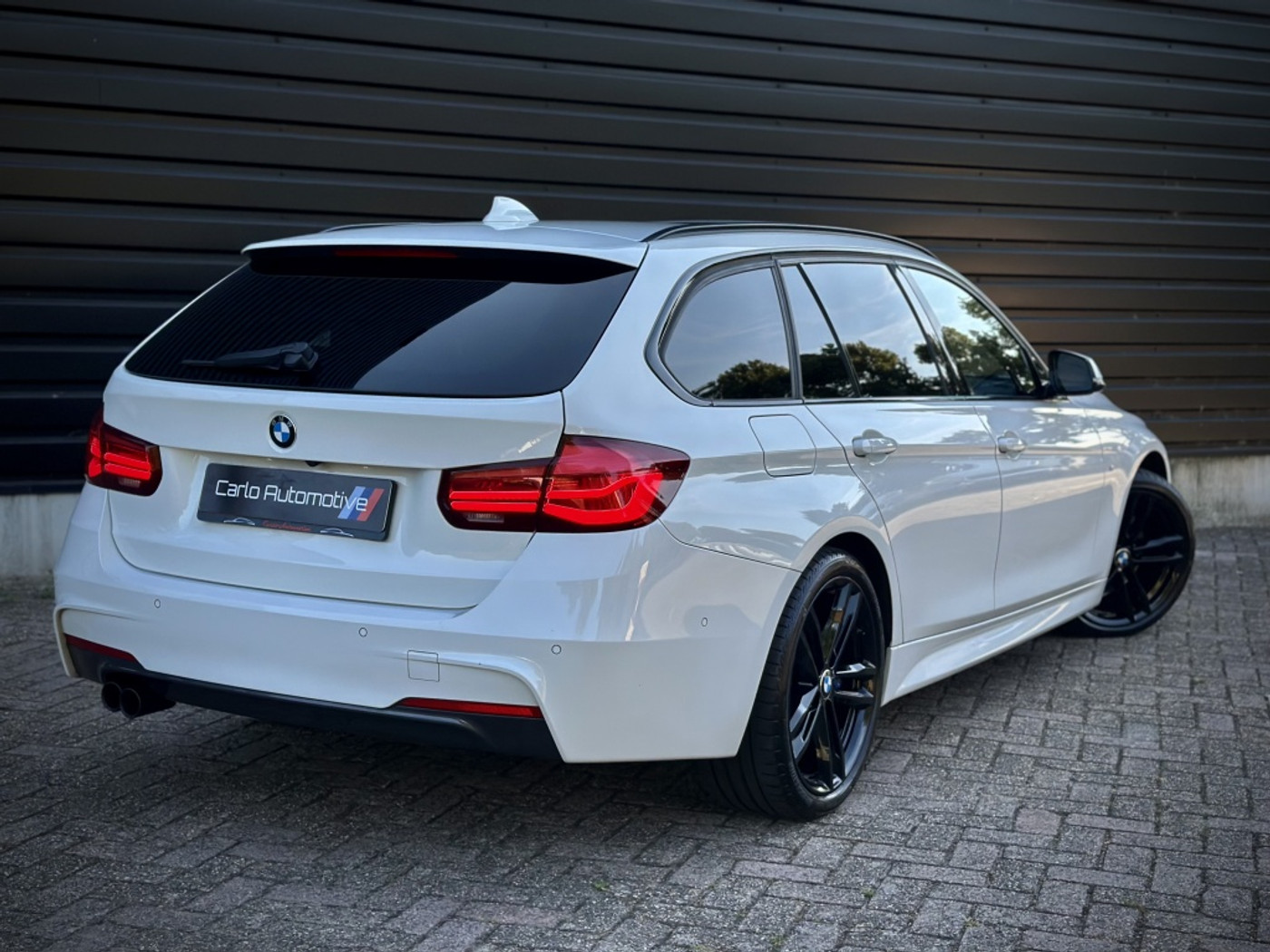 Foto van BMW 320i