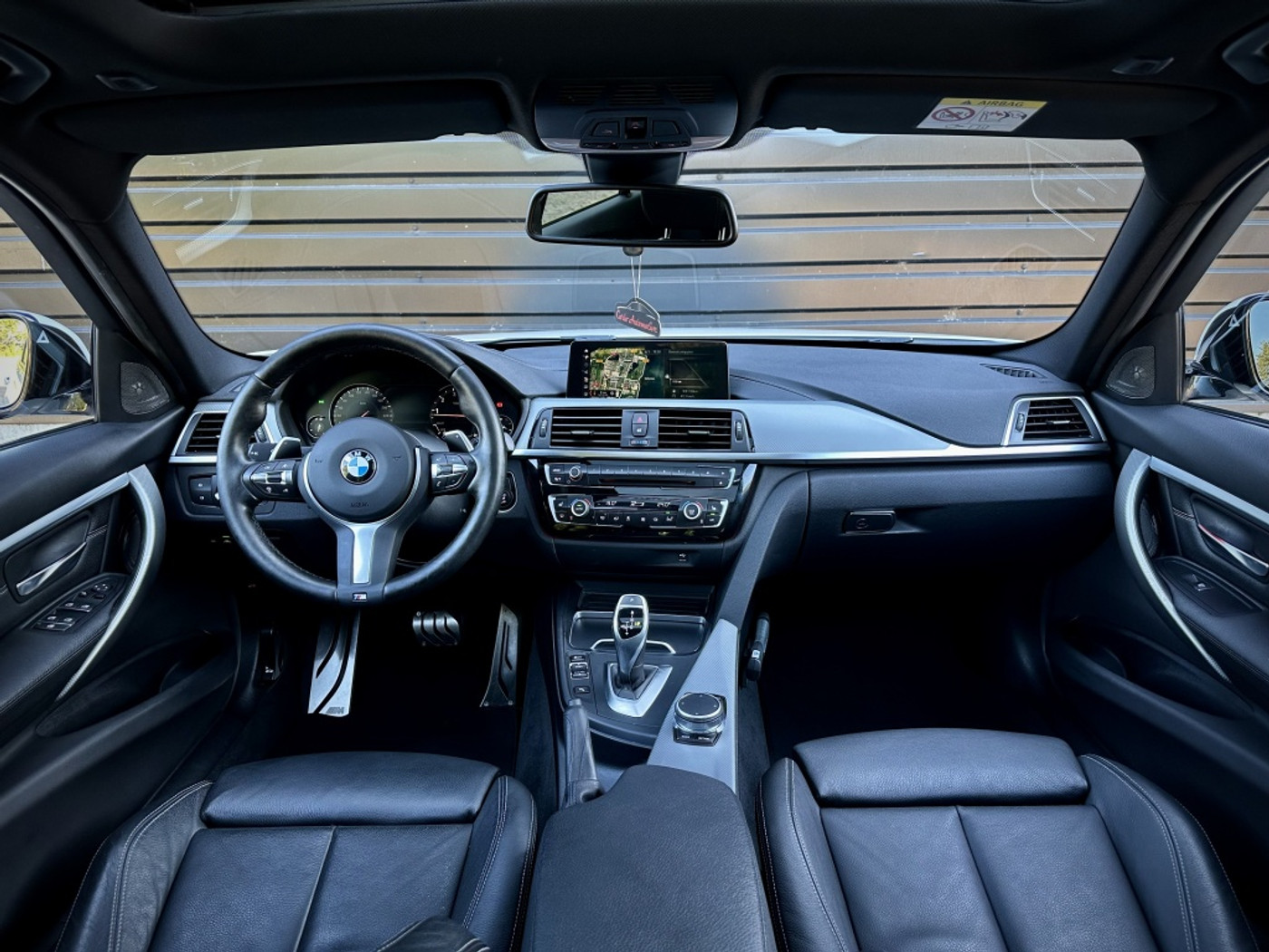 Foto van BMW 320i