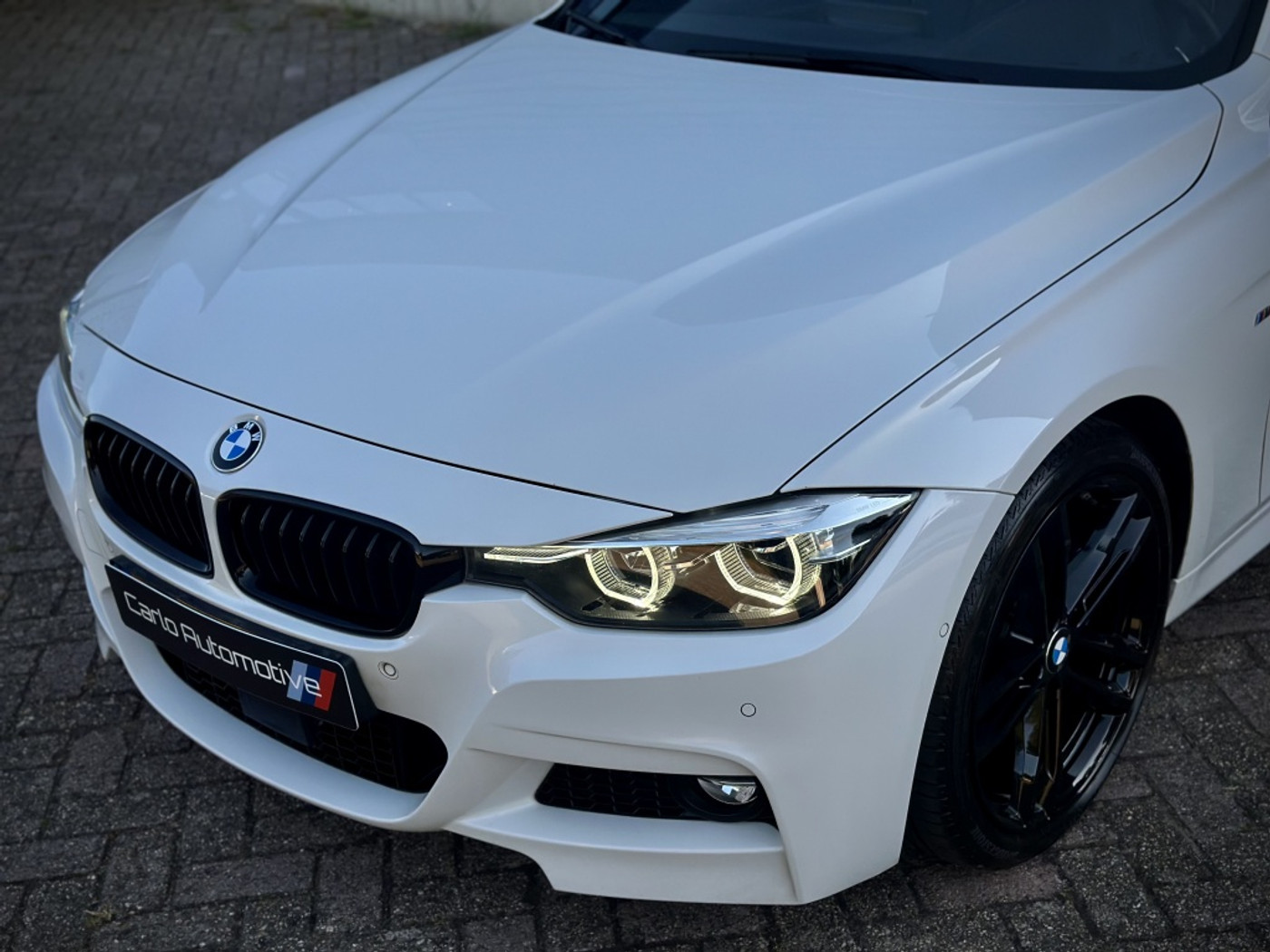 Foto van BMW 320i