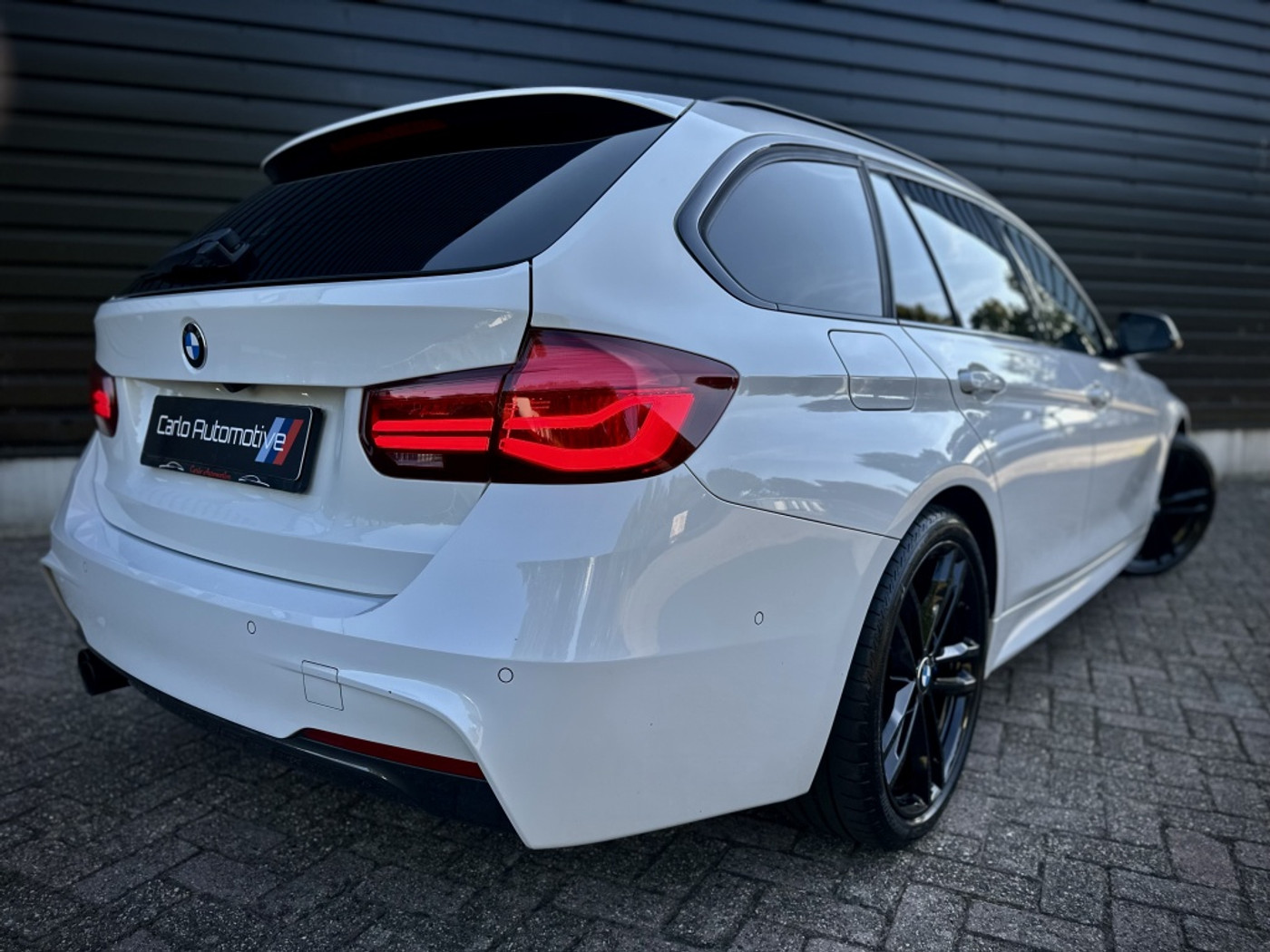 Foto van BMW 320i