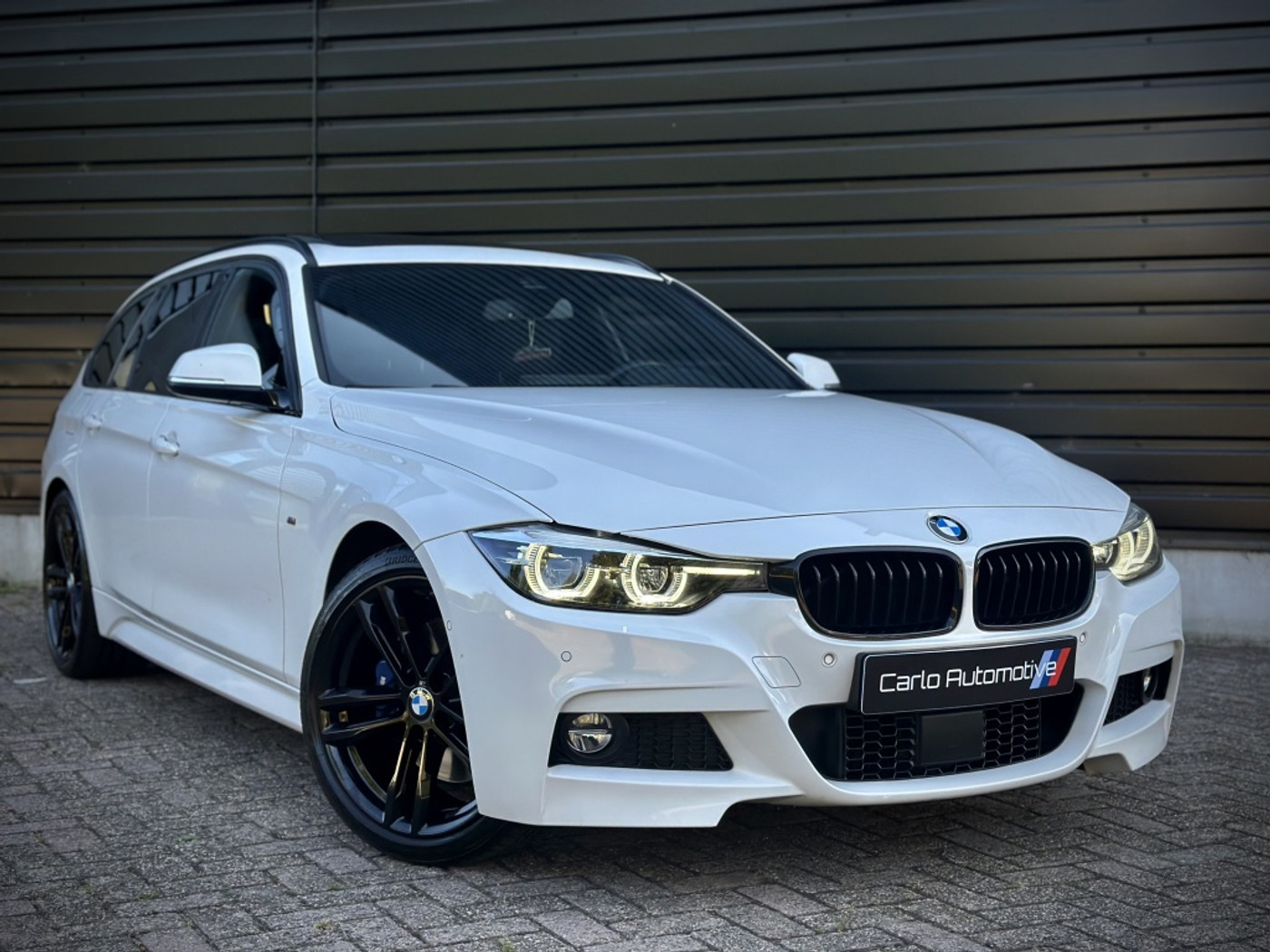 Foto van BMW 320i
