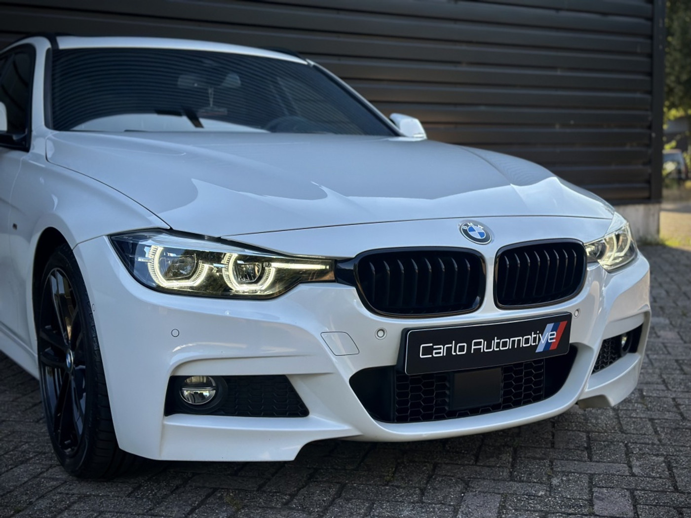 Foto van BMW 320i