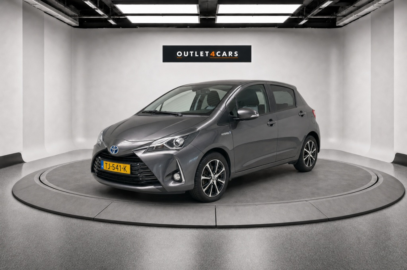 Toyota Toyota Yaris Hybrid 1.5 Hyb. Design Sp. 2018 - voorkant