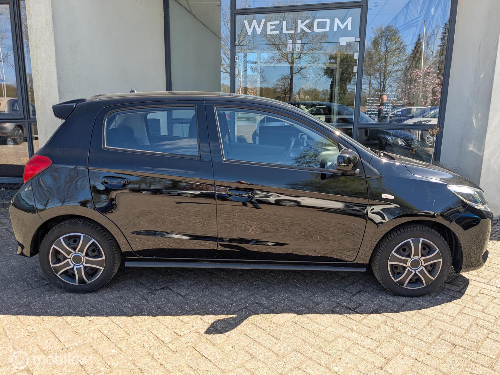 Foto van Mitsubishi Space Star