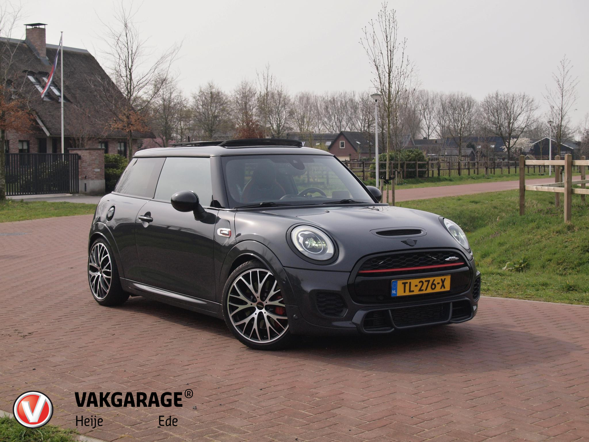 Mini John Cooper Works 2.0 John Cooper Works Chili 2015 - voorkant