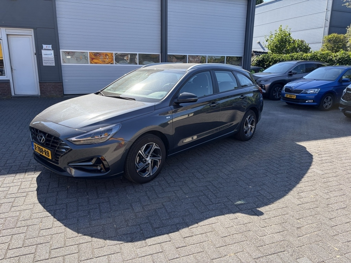 Hyundai I 30 1.0 T-GDi MHEV ComSm met trekhaak 2024 - voorkant