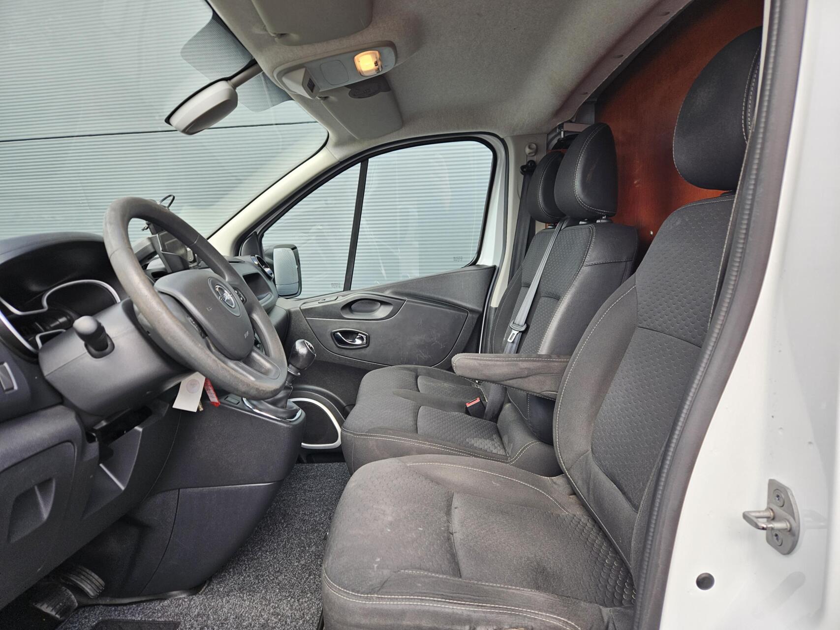 Foto van Opel Vivaro