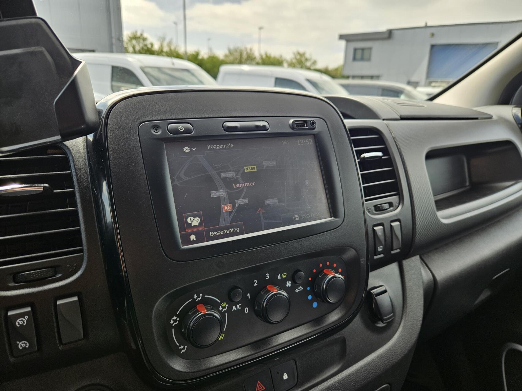 Foto van Opel Vivaro