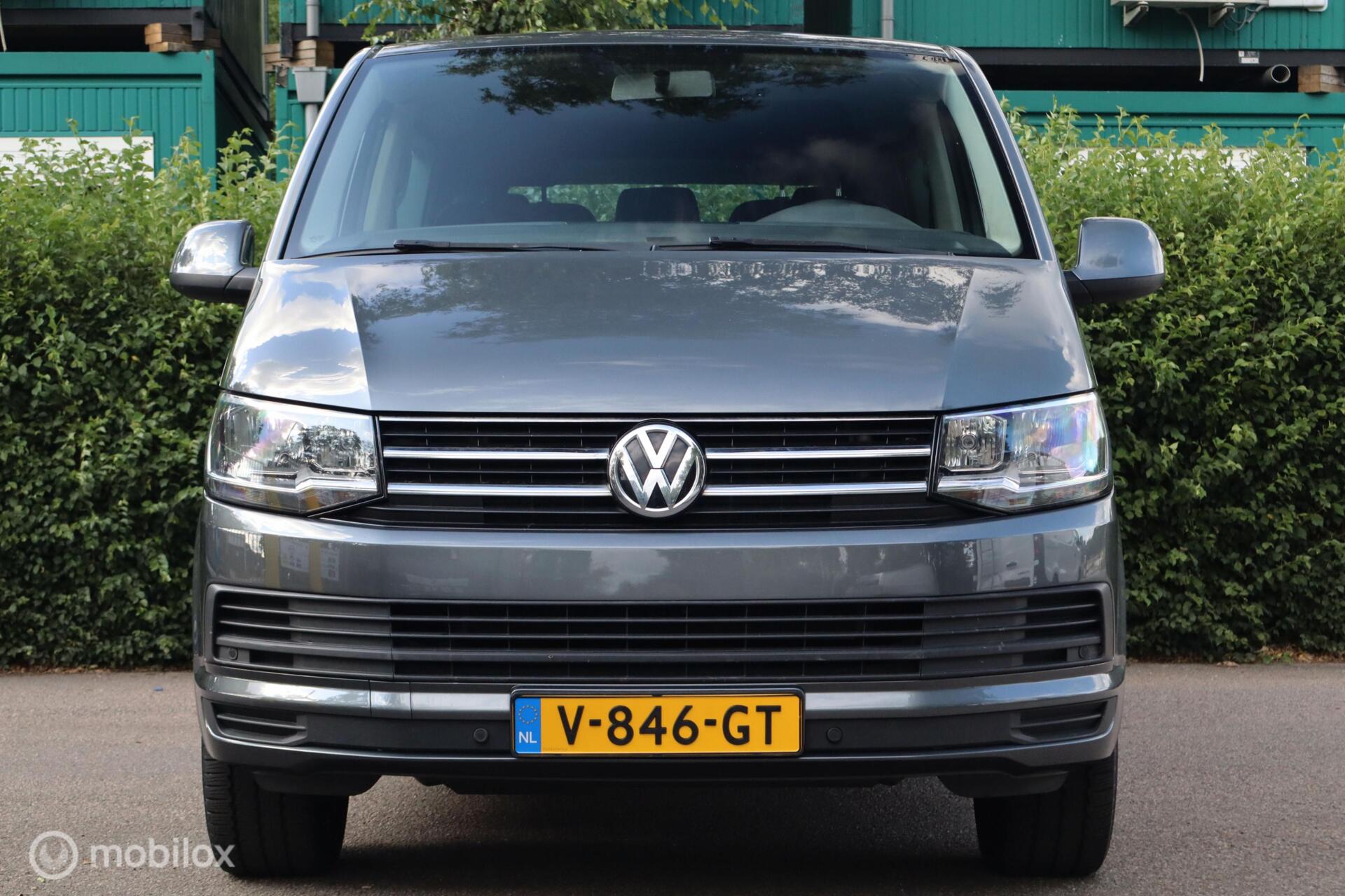 Foto van Volkswagen Transporter Caravelle