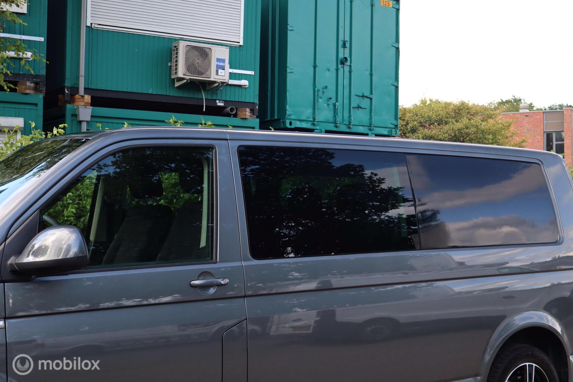 Foto van Volkswagen Transporter Caravelle