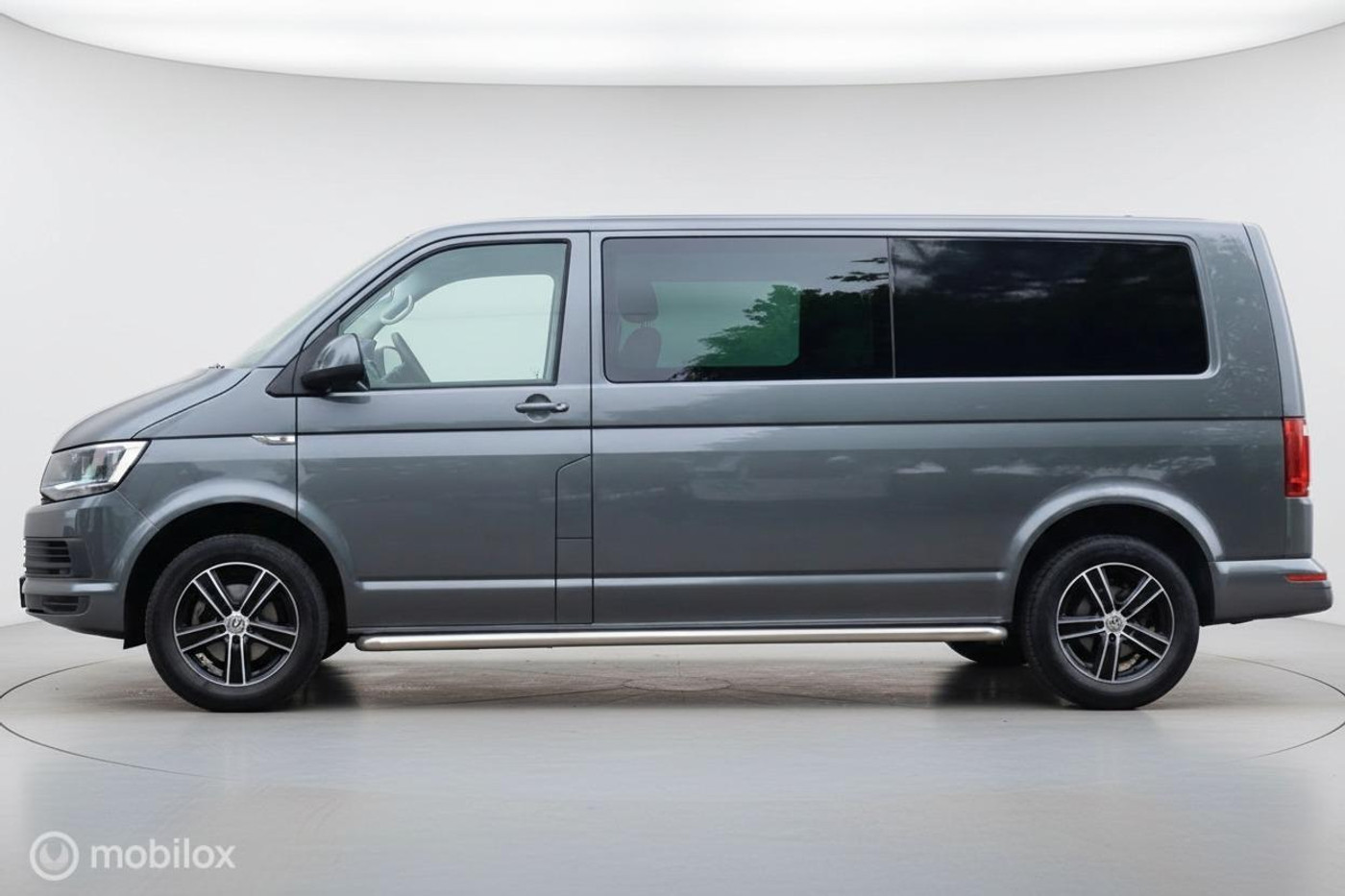 Foto van Volkswagen Transporter Caravelle