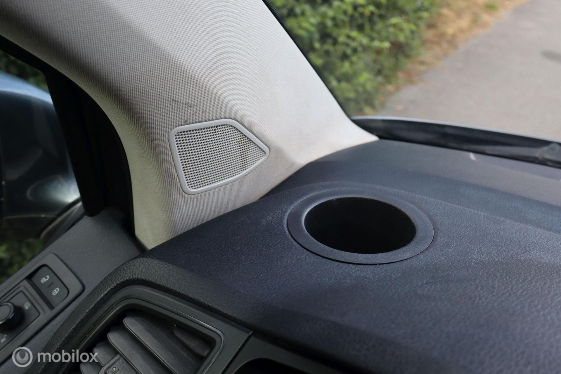 Foto van Volkswagen Transporter Caravelle