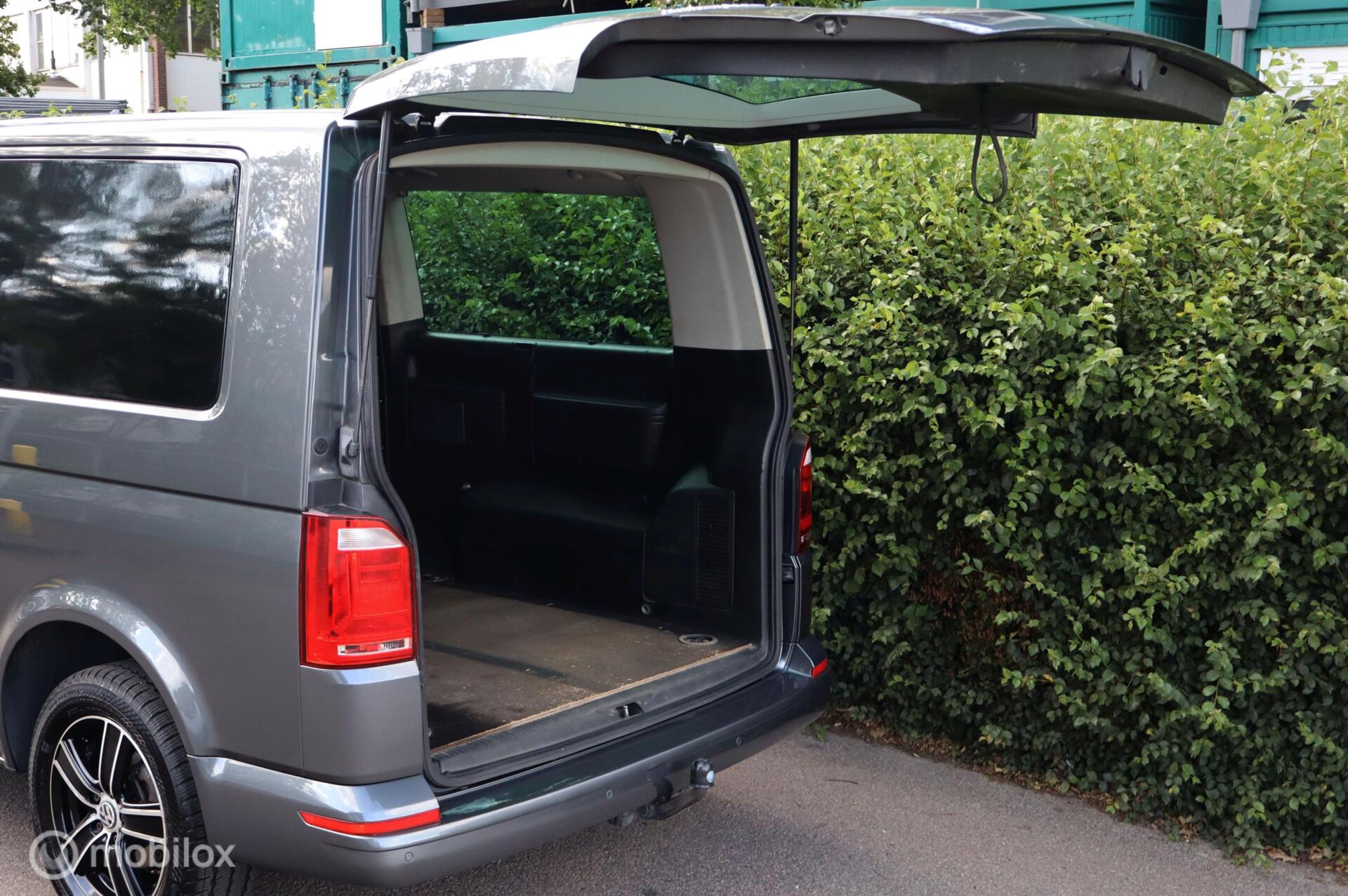 Foto van Volkswagen Transporter Caravelle