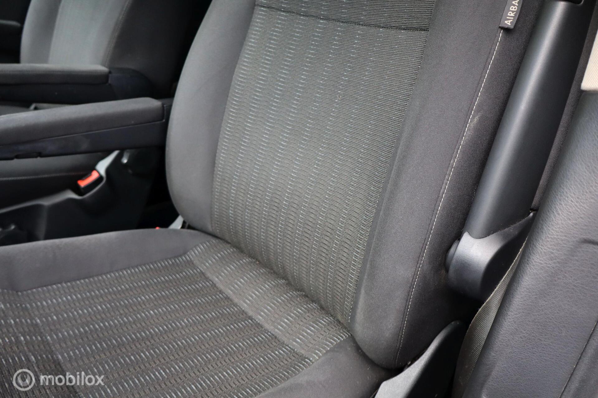 Foto van Volkswagen Transporter Caravelle
