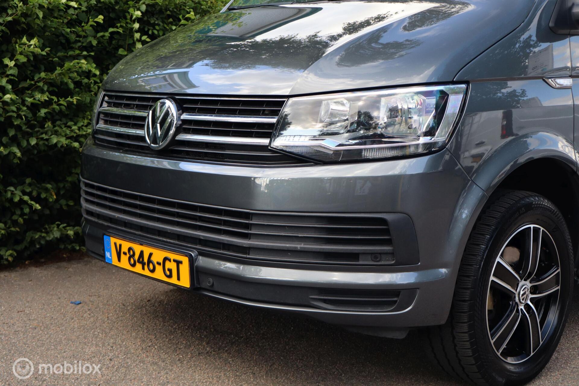Foto van Volkswagen Transporter Caravelle