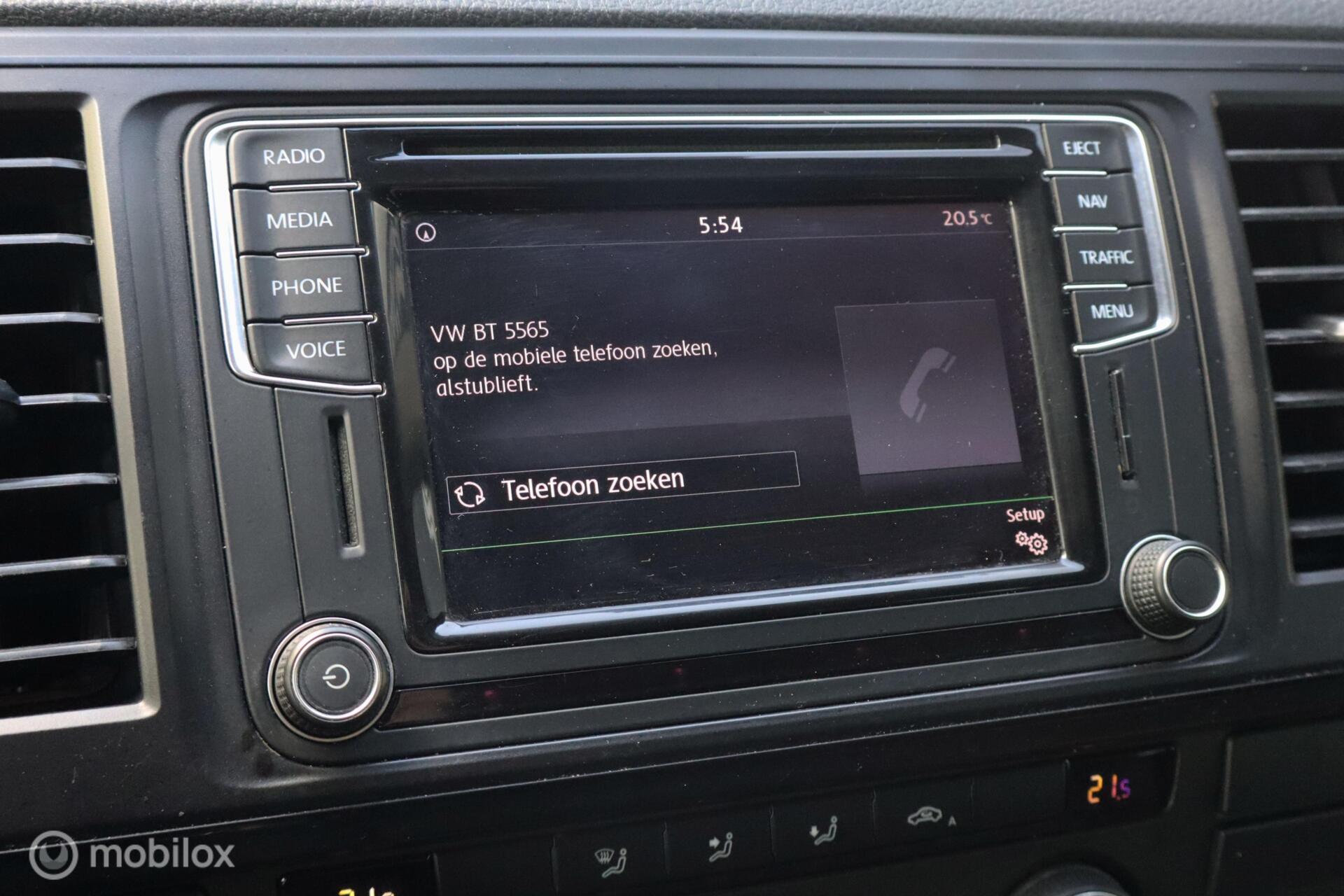 Foto van Volkswagen Transporter Caravelle